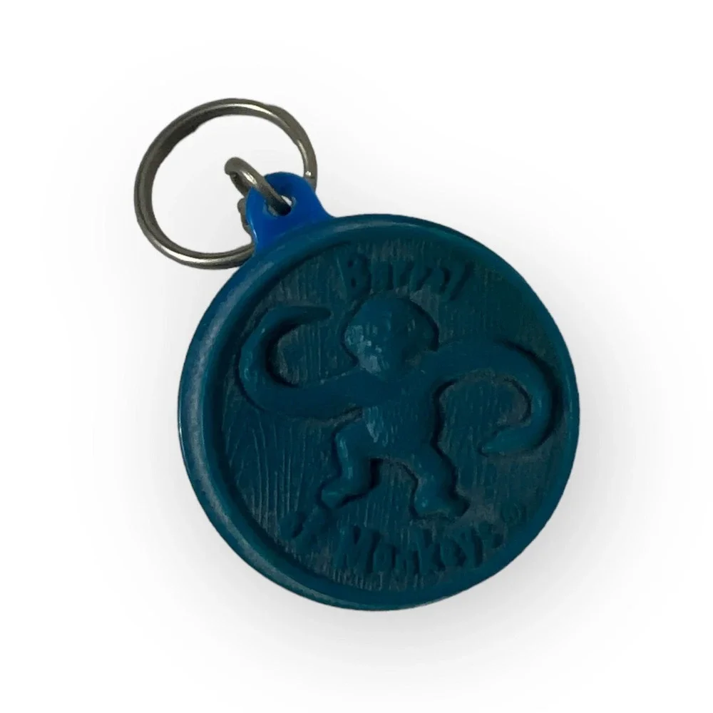 Barrel of Monkeys Game Keychain 1998 Hasbro Basic Fun Key Ring Blue